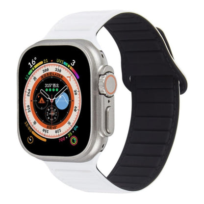 For Apple Watch SE 2022 44mm Loop Magnetic Silicone Watch Band(White Black) - Watch Bands by PMC Jewellery | Online Shopping South Africa | PMC Jewellery